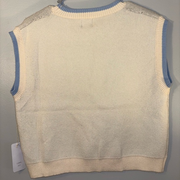 👢VIRAL NWT Luna Ivy Cowboy Boot Sweater Vest - Picture 4 of 7